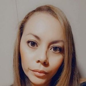 Meet your Posher, Delia